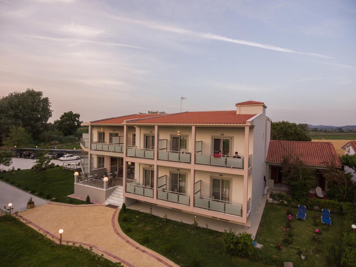 Harmony Hotel Kourouta Esterno foto